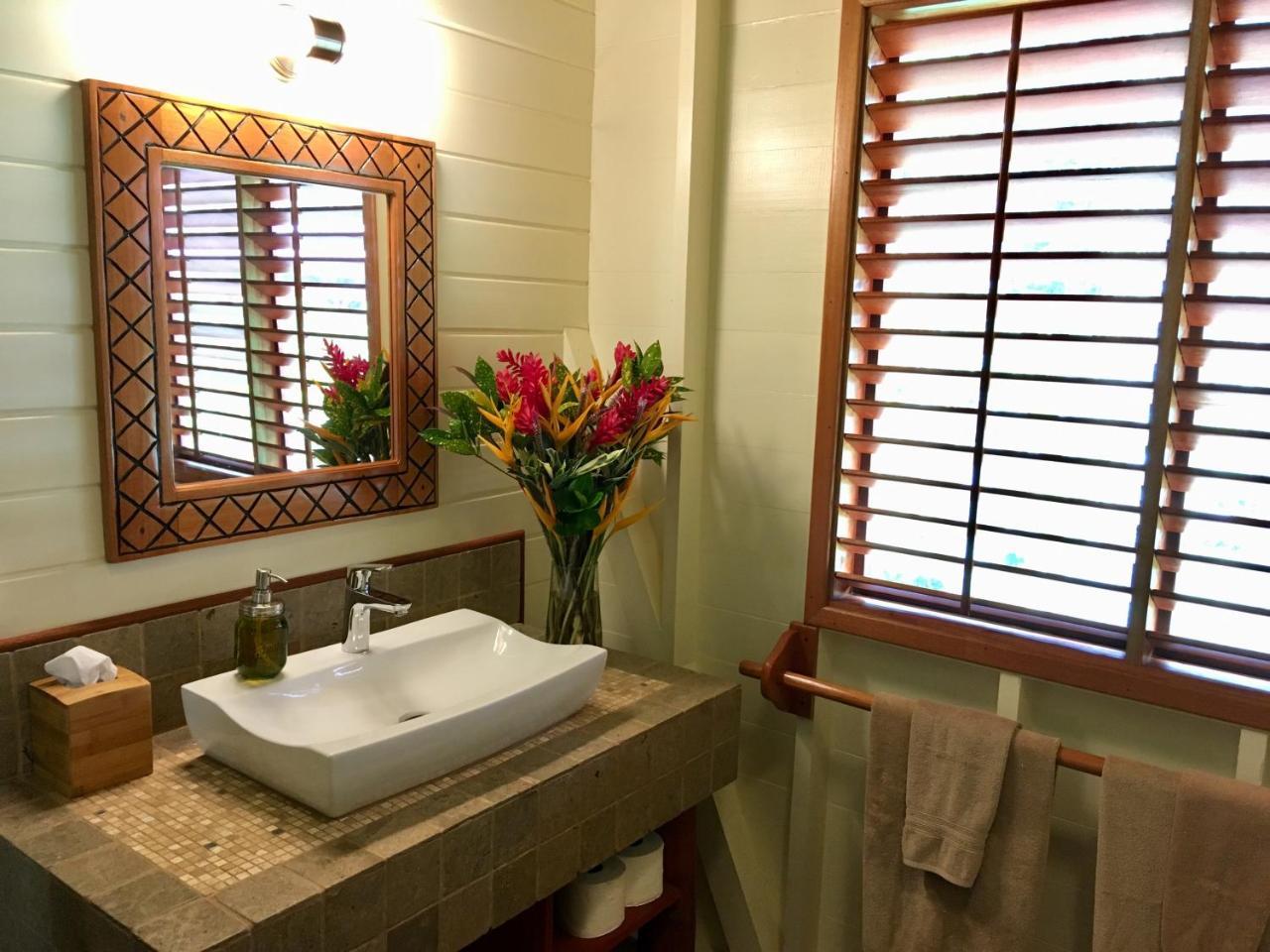 Bluff Beach Retreat Bocas Town Dış mekan fotoğraf